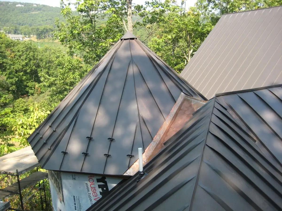 Professional Shingle Replacement & Repair by Craftsman Roofing in West Sacramento